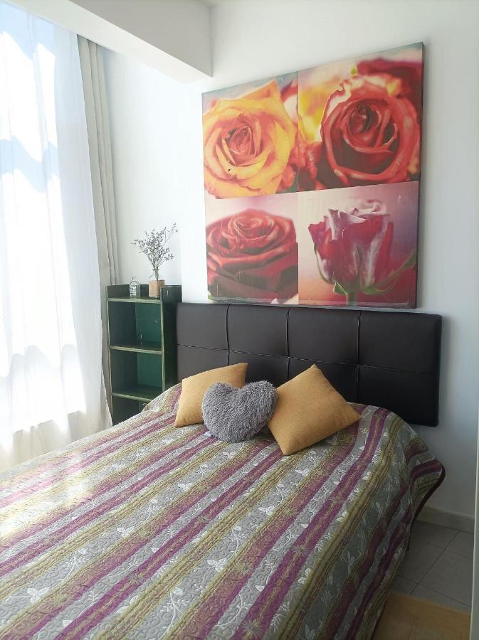 Apartamento Luminoso En El Astillero Bagian luar foto