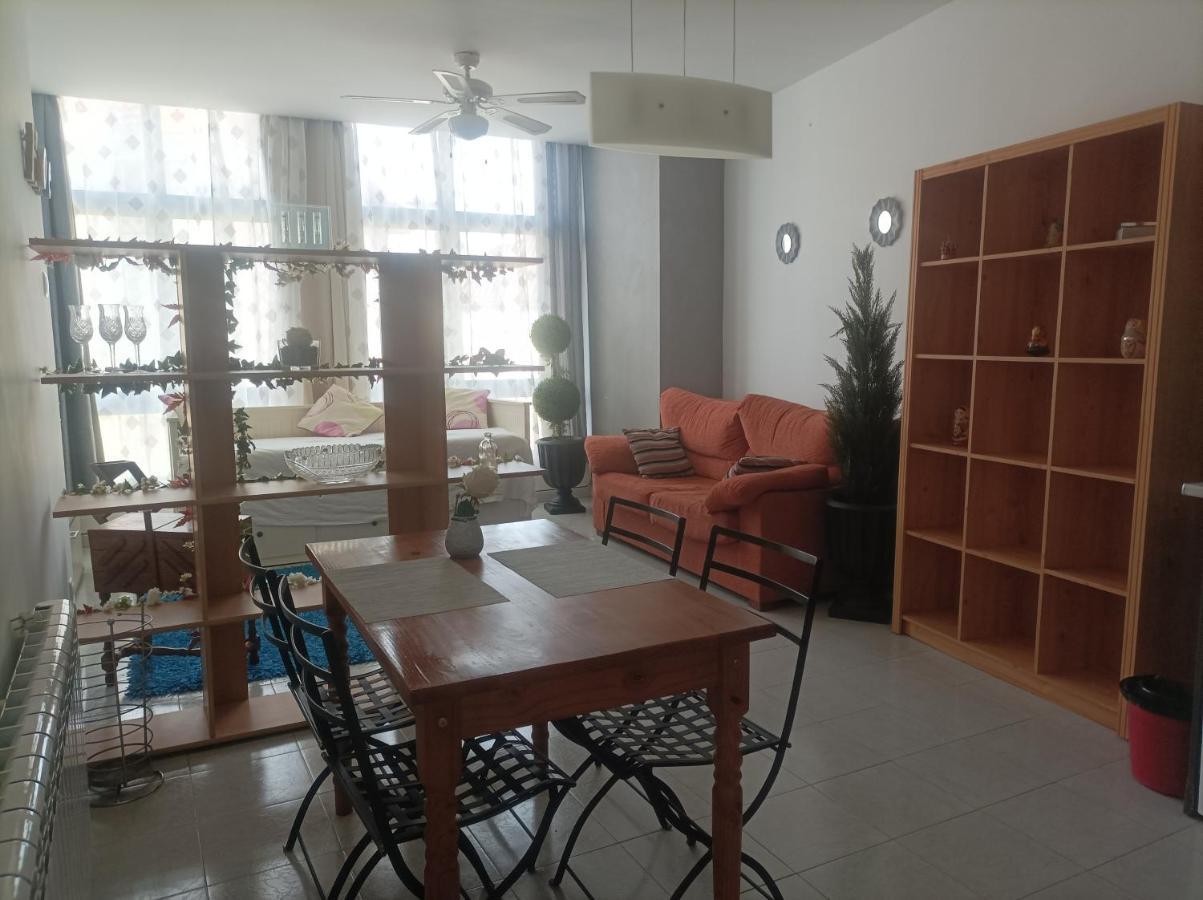 Apartamento Luminoso En El Astillero Bagian luar foto